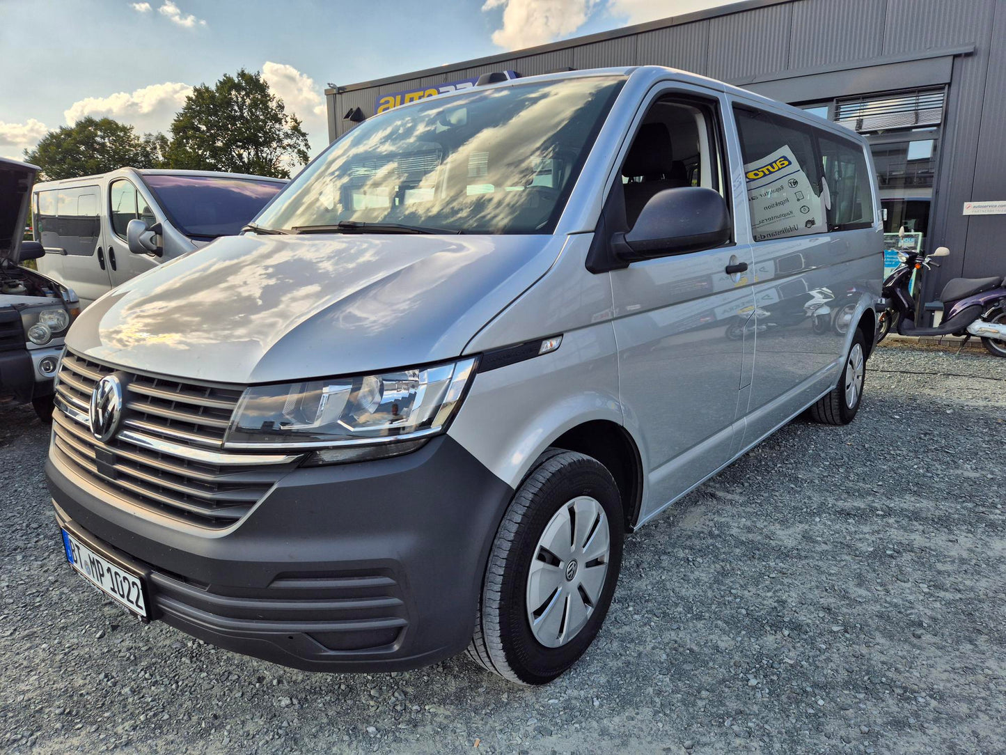 VW-T6 8-Sitzer 1022