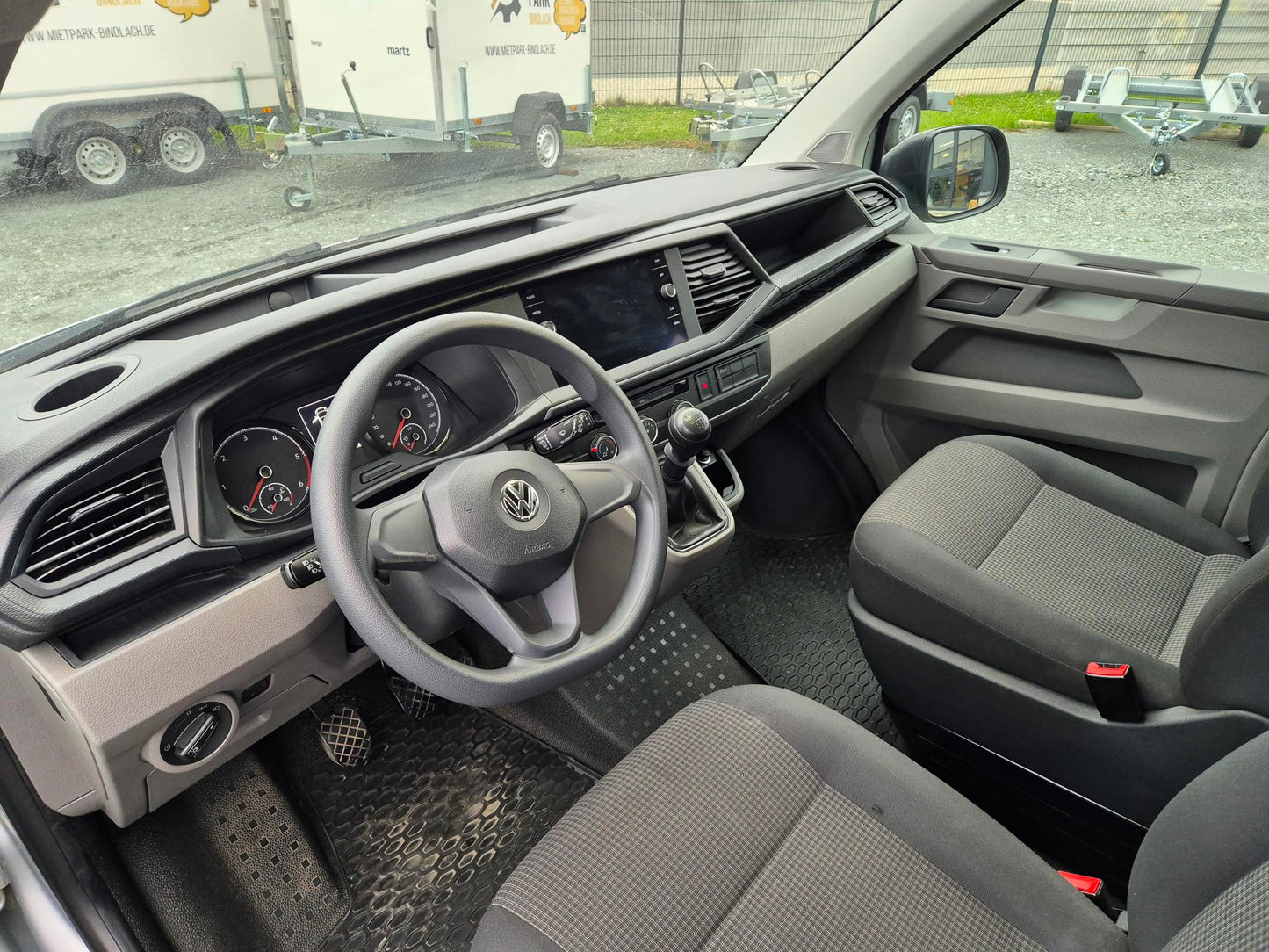 VW-T6 8-Sitzer 1022