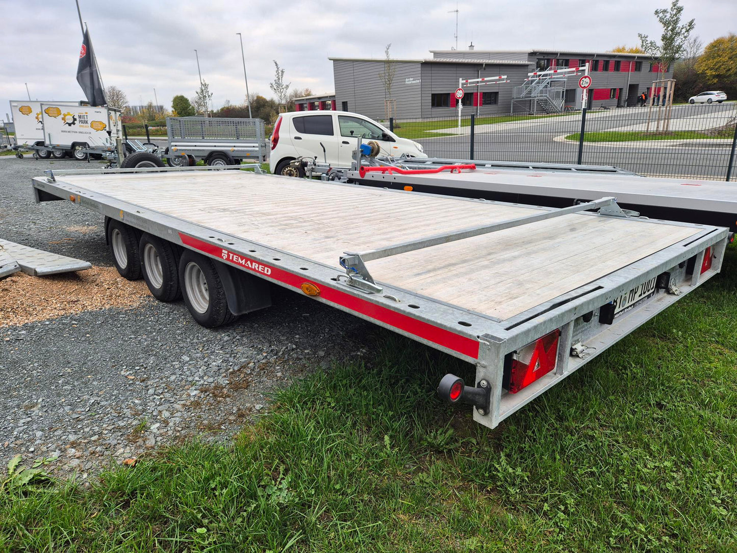 Fahrzeugtransporter Plattform 500 1001