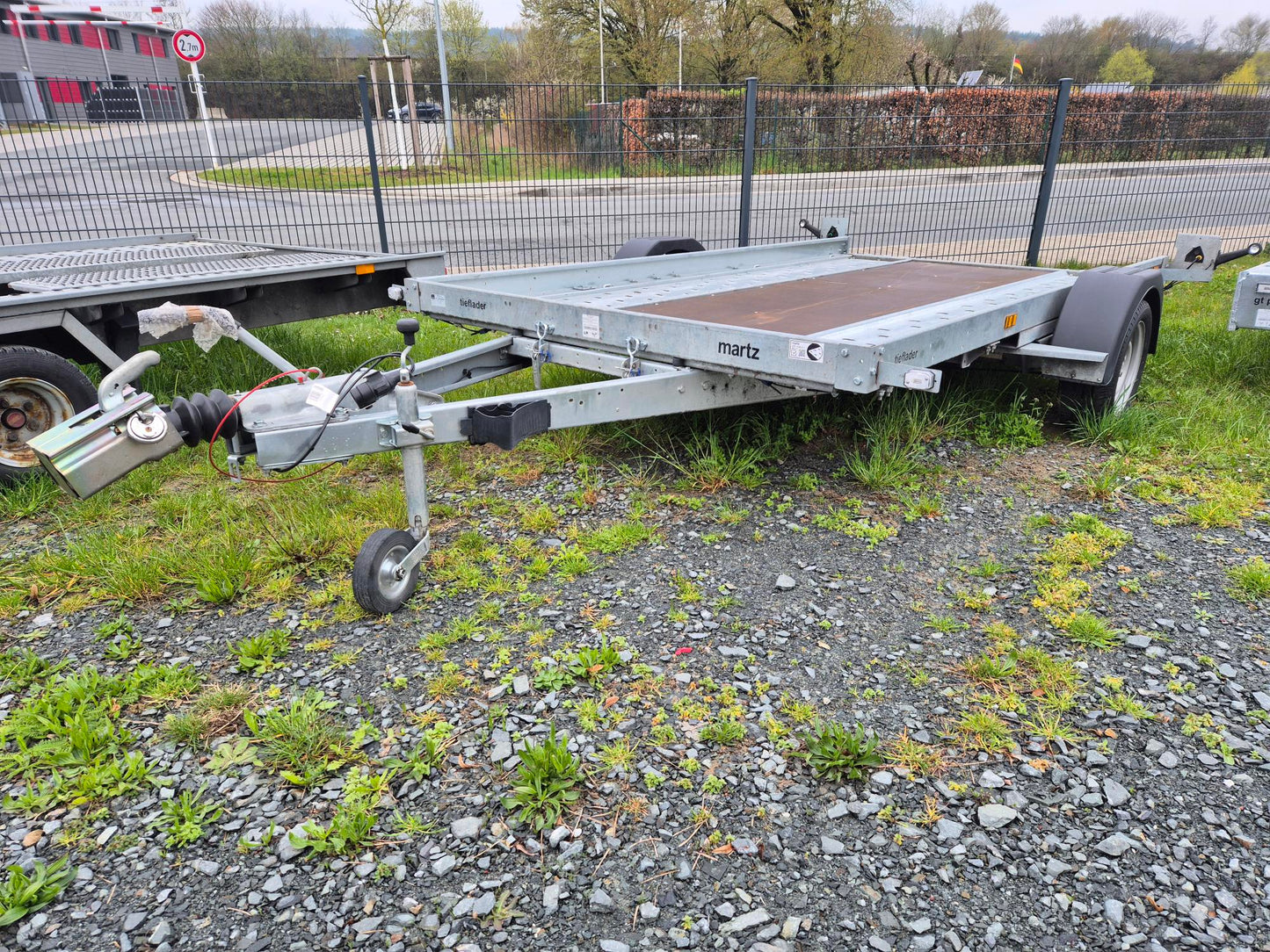 Fahrzeugtransporter 1019