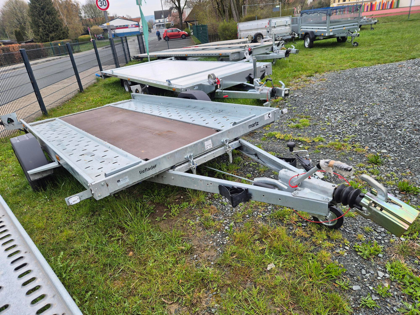 Fahrzeugtransporter 1019