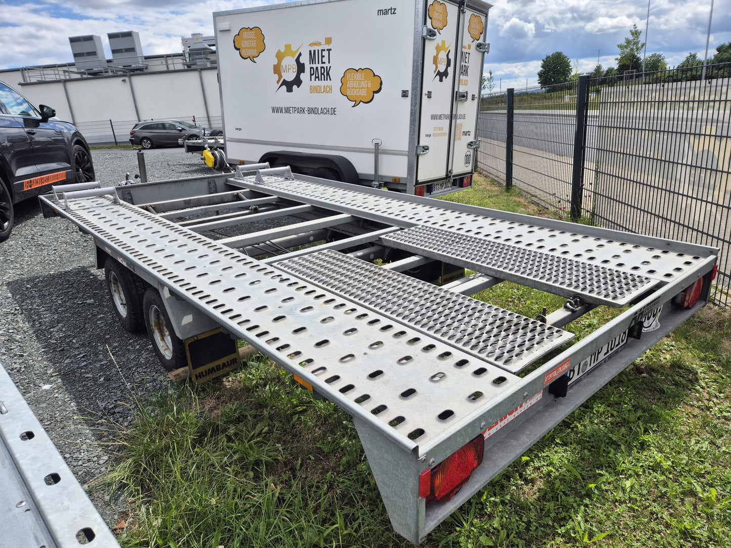 Fahrzeugtransporter 1018