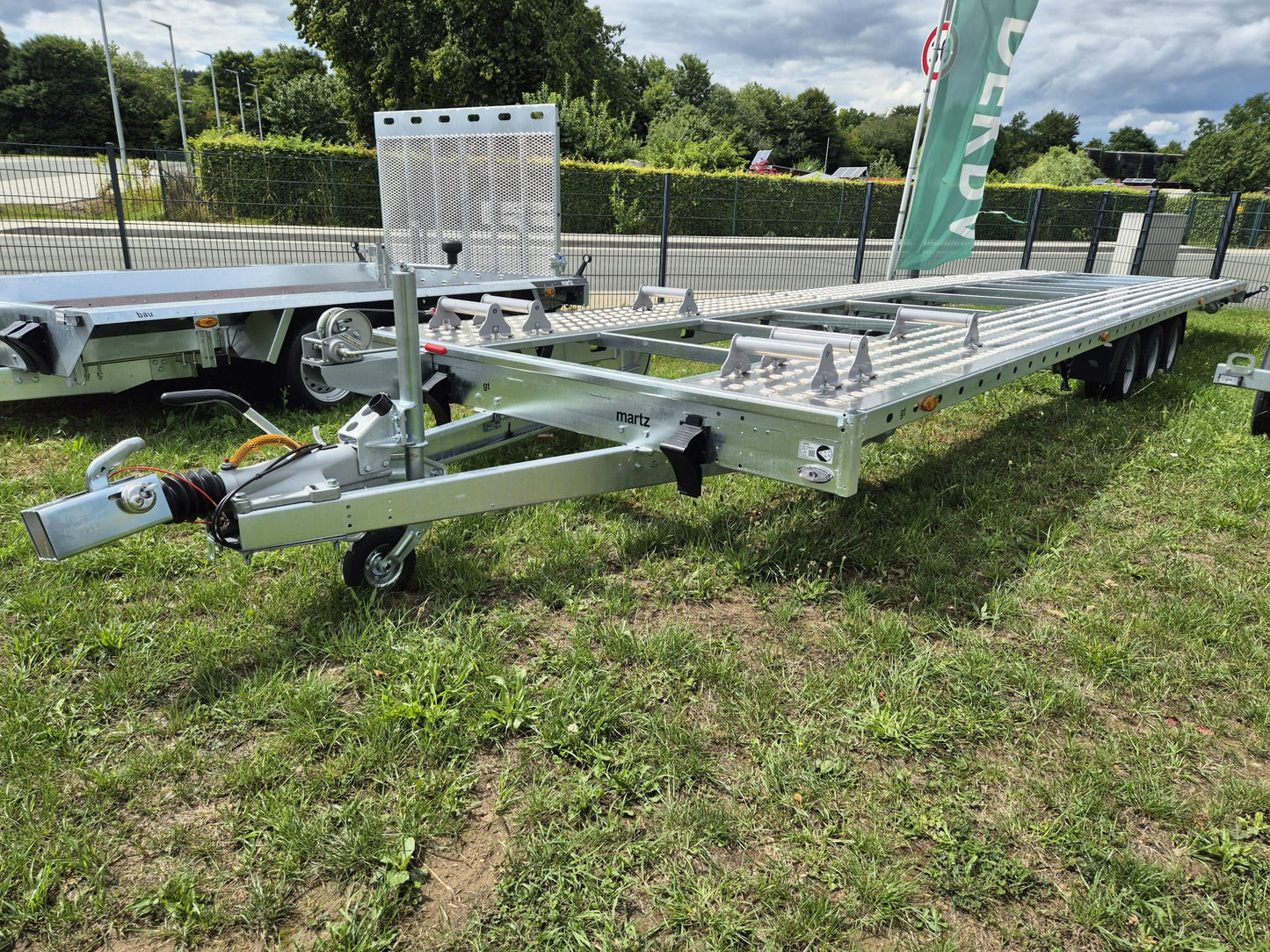 DUO Fahrzeugtransporter 1026